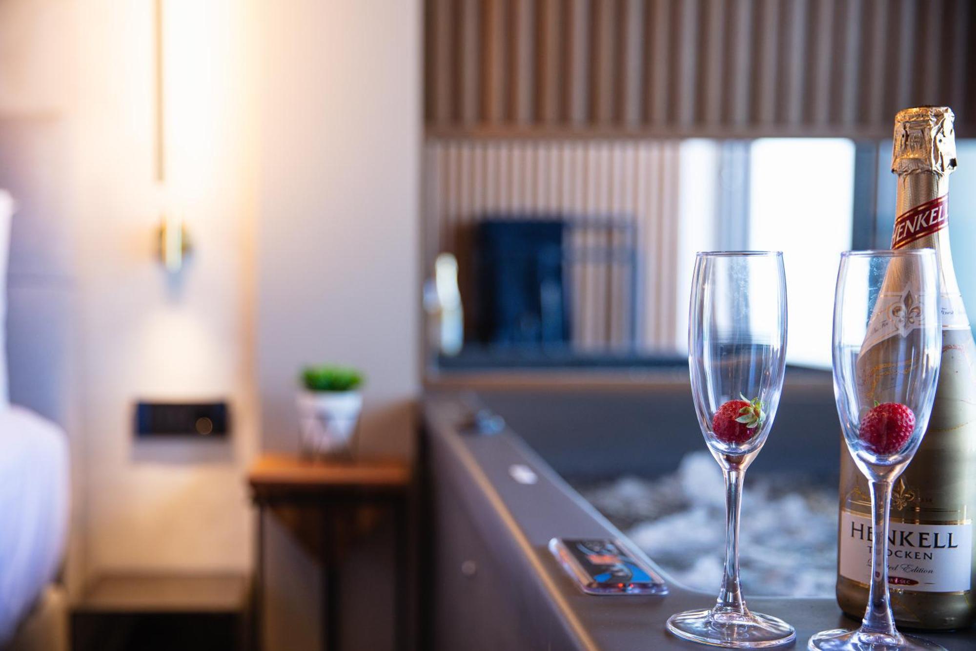 La Vie En Mer Apartments Rethymno  Ngoại thất bức ảnh